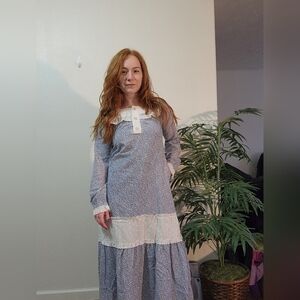 Vintage Floral White Eyelet Yoke Dress